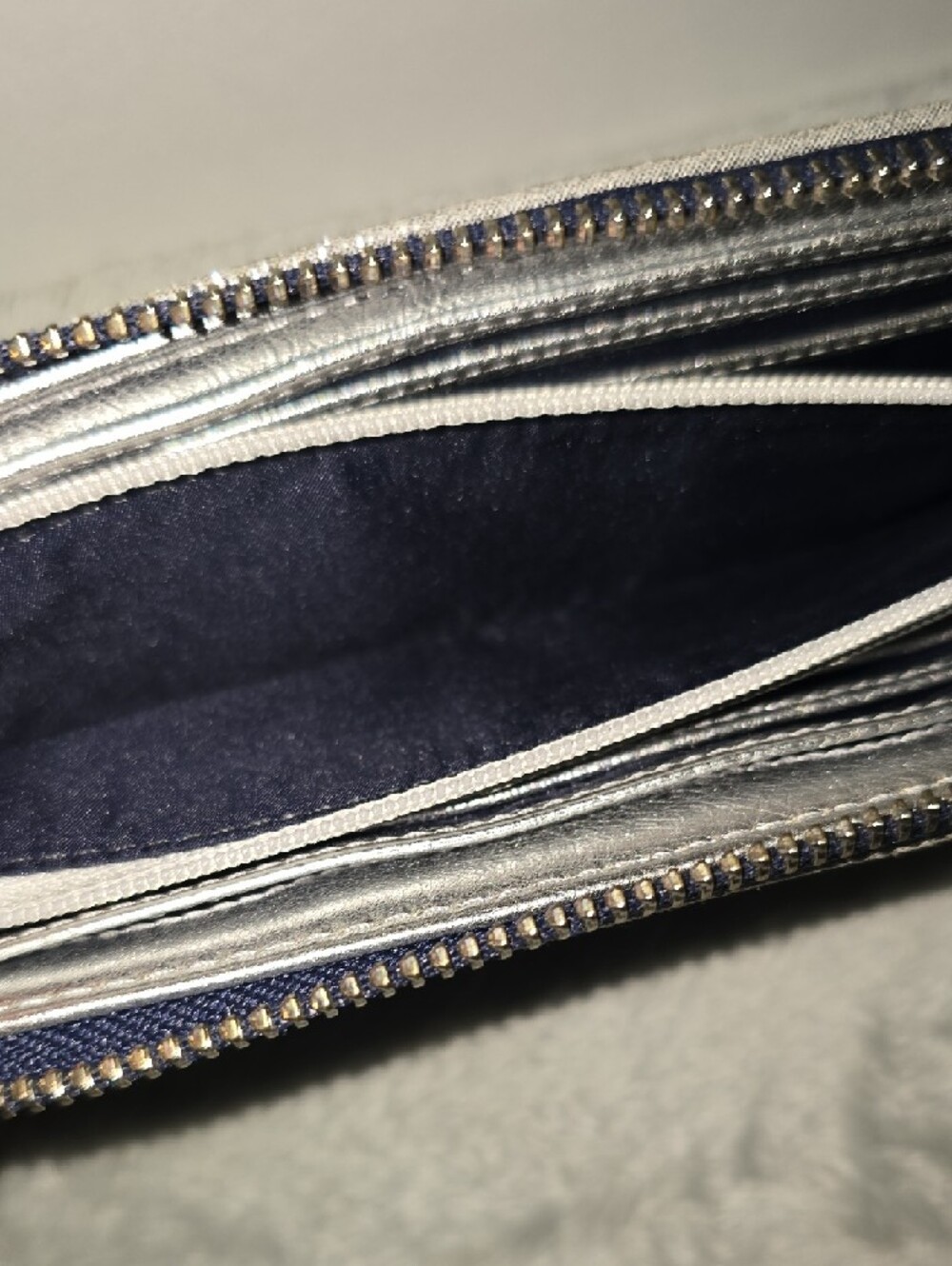 Coach Poppy Patchwork Signature Denim Zip Wallet - Navy and Light Blue - Picture 7 of 10